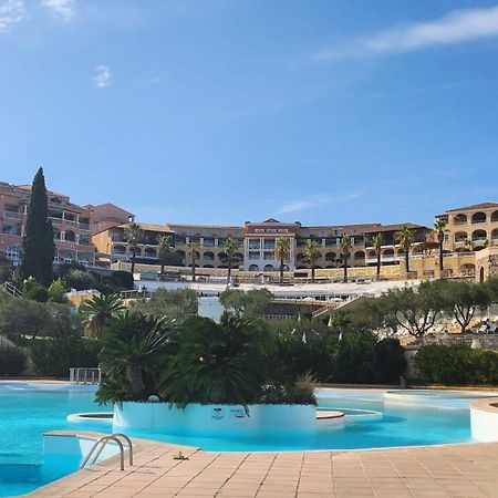 Saint-Raphael- Vue Mer Et Massif De L'Esterel Екстер'єр фото